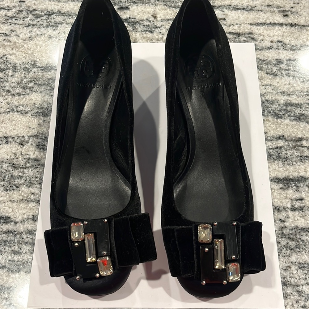 Tory Burch black velvet & rhinestones heel 2”